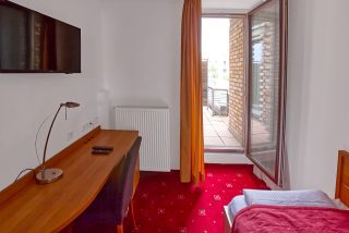 HOTEL-CREINA---Room-Single-2-r1