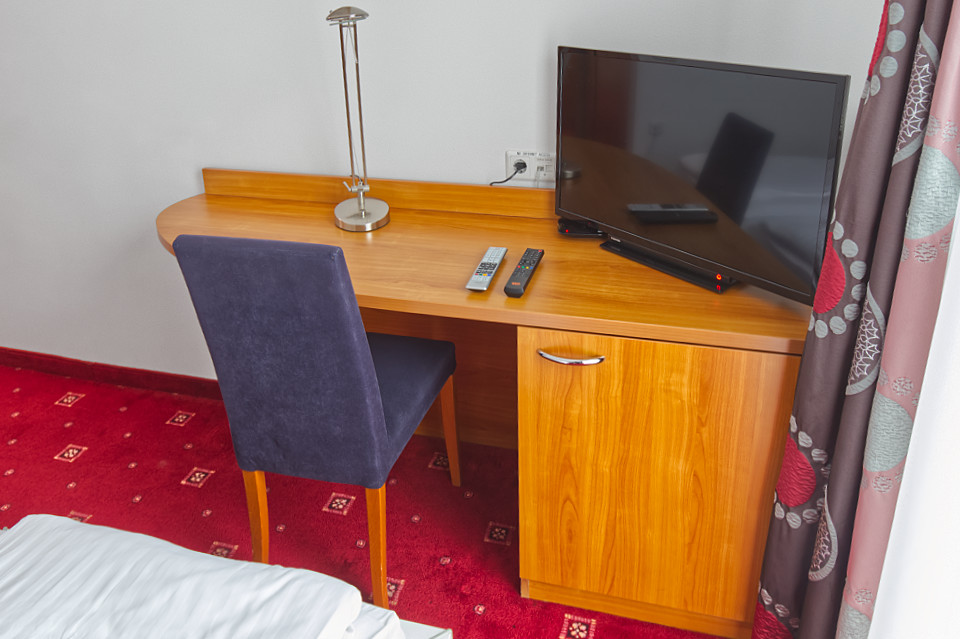 HOTEL-CREINA---Room-Standard-Suite-8-r1