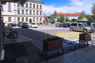 HOTEL-CREINA---parking-1